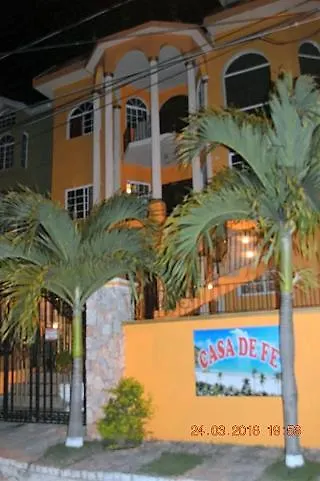 Villa Casa De Fe 몬테고 베이 3*,