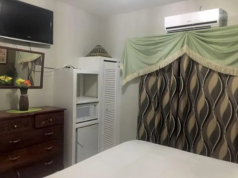 *** Penzion Villa Casa De Fe Montego Bay Jamajka